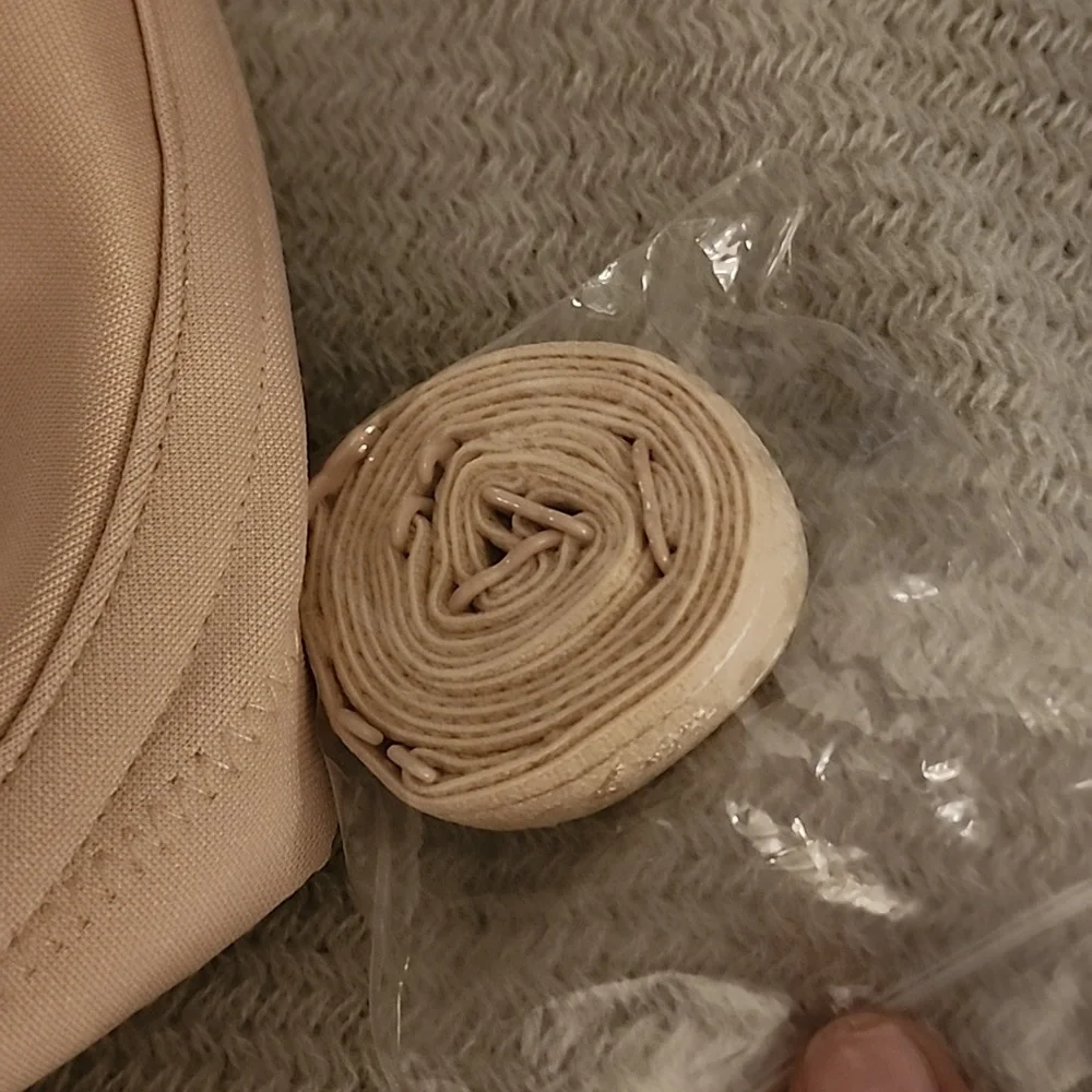 Elila Strapless Bra - Picture 3 of 6